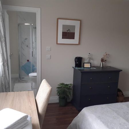 Ensuite At The Foot Of Dublin Mountains Eksteriør billede