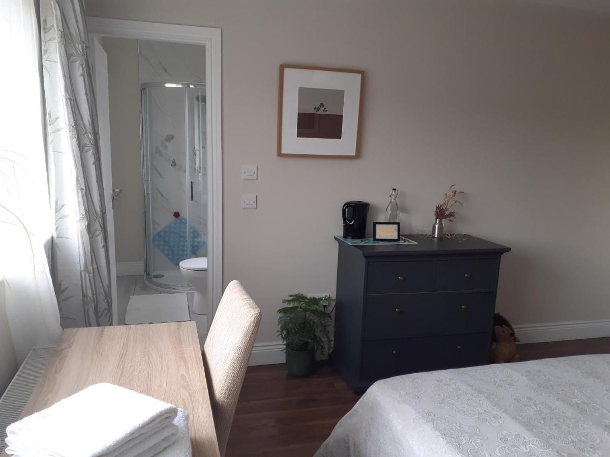Ensuite At The Foot Of Dublin Mountains Eksteriør billede